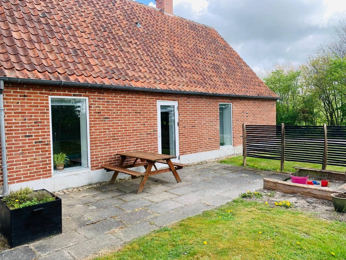 Sdr Gronkaer Feriehus - Holiday House Bækmarksbro Kültér fotó